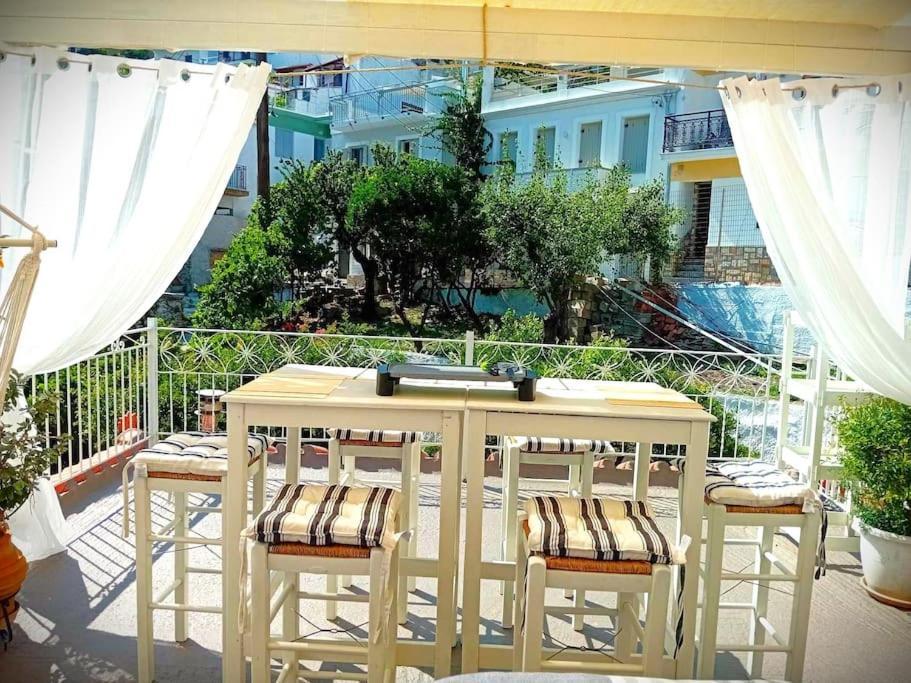 Villa Duka'S Gardenhouse Città di Skopelos Esterno foto